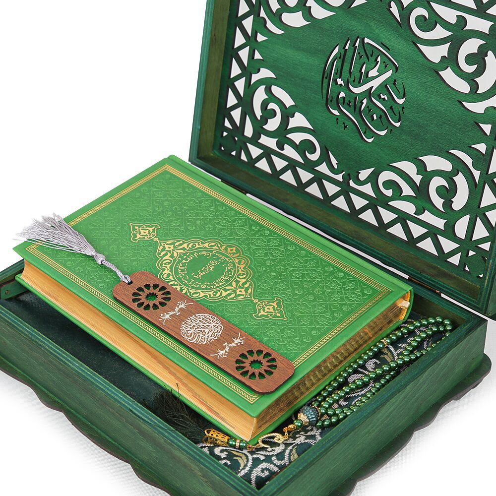 Hediyelik Ahşap Kitaplık ve Kuran Rahlesi, Seccade, Tesbih, Kur’an-ı Kerim, Ayraçlı Paket - Yeşil
