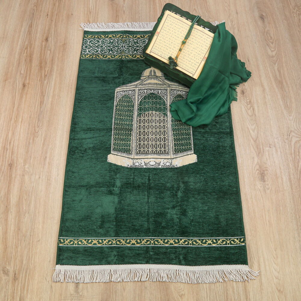 Hediyelik Lüks Ahşap Gözlü Rahle, Kadife Kur’an-ı Kerim(20*14 cm), Pamuklu Şal, İsme Özel Seccade, İnci Tesbih-Yeşil