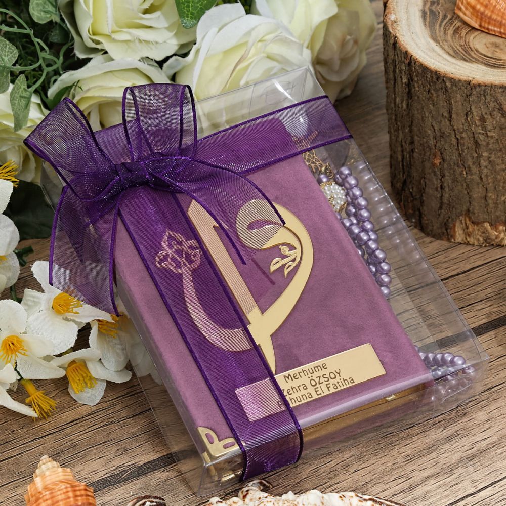 Hediyelik Kadife Kur’an-ı Kerim, İnci Tesbih, Asetat Kutulu (17×15) Set