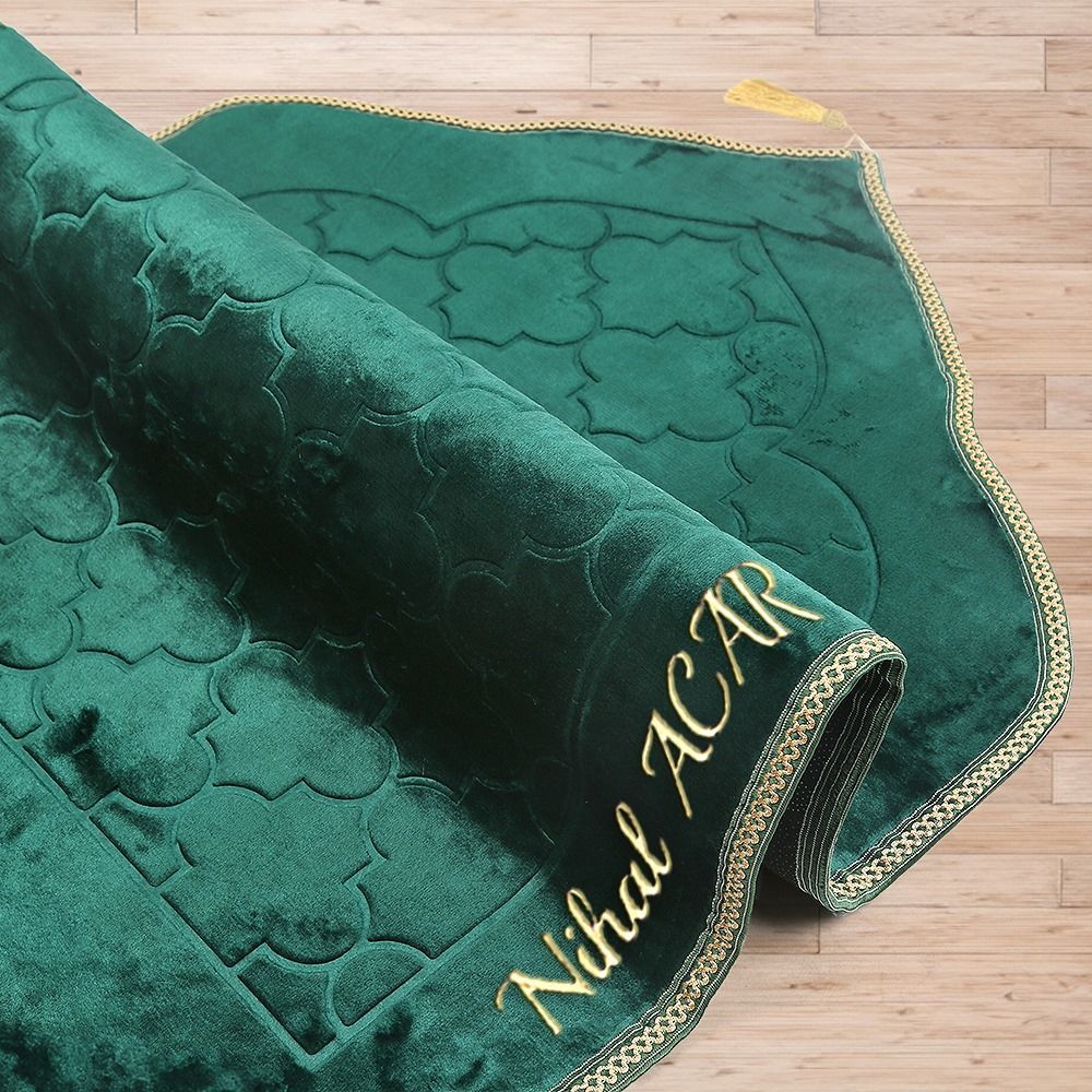 İsminizi Seccadeye Yazıyoruz Kapitone Soft Yumuşak Kapitone Peluş Seccade (80 x 120 cm - 900 gr) Yeşil