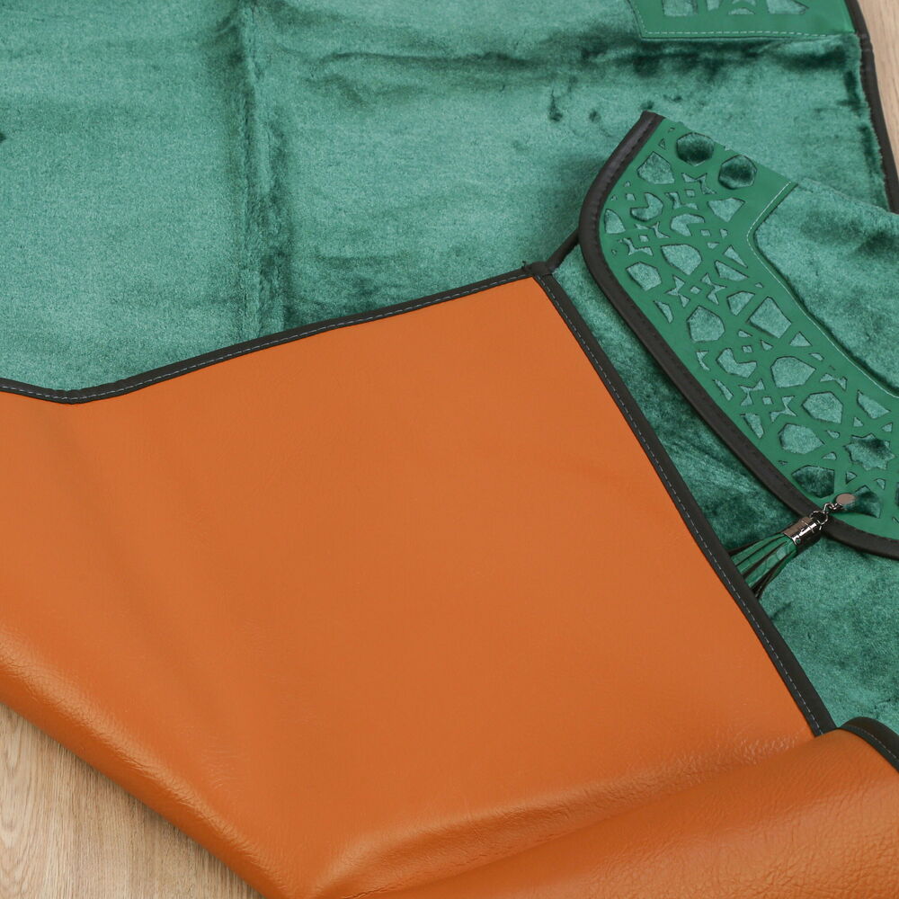 Lüks Çantalı Kaymaz Deri Tabanlı Soft Yumuşak Peluş Seccade Yeşil (Seccade 72*228 cm, Çanta 39*44 cm)