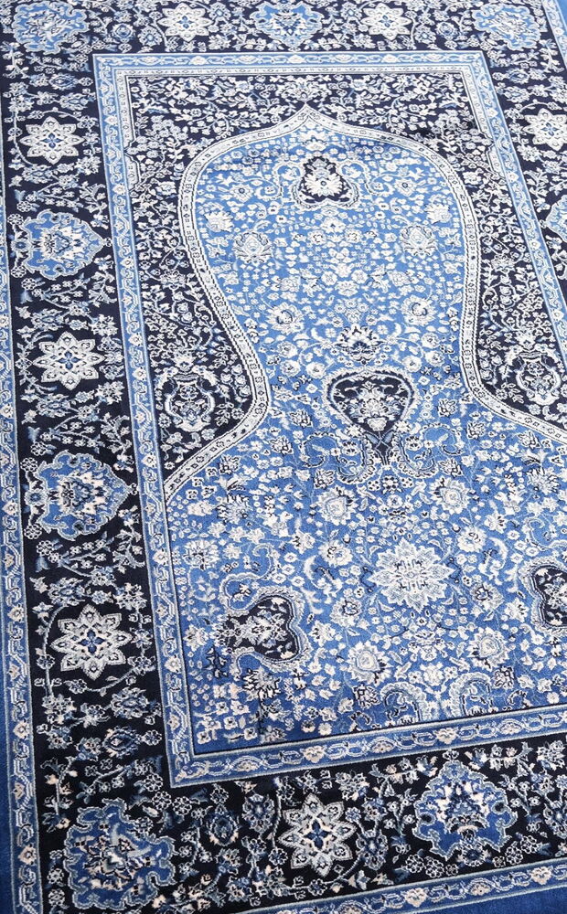 Lale Mihrap  Seccade  Ultra Lüks % 100 Modal, Sık Dokuma Halı  Seccade- Saks Mavi (80x120 cm)