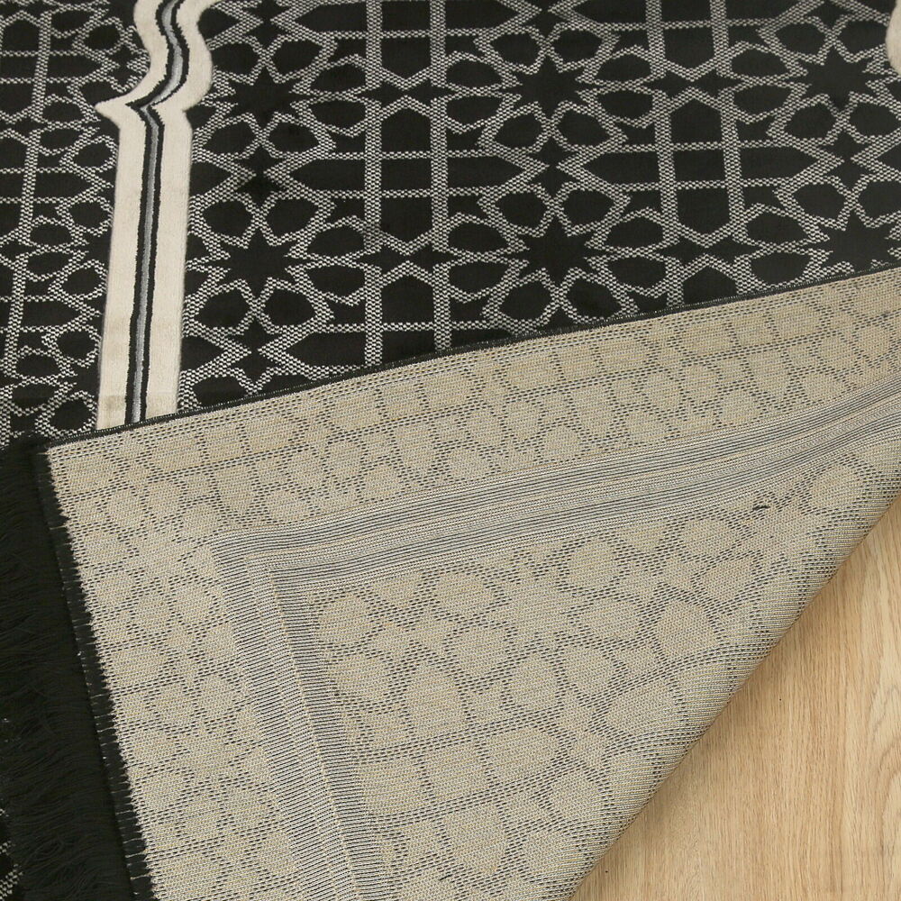 Edebali Lüks Kalın Kadife Halı Tipi  Soft Yumuşak  Seccade- Siyah (70*120 cm 1100 gr)