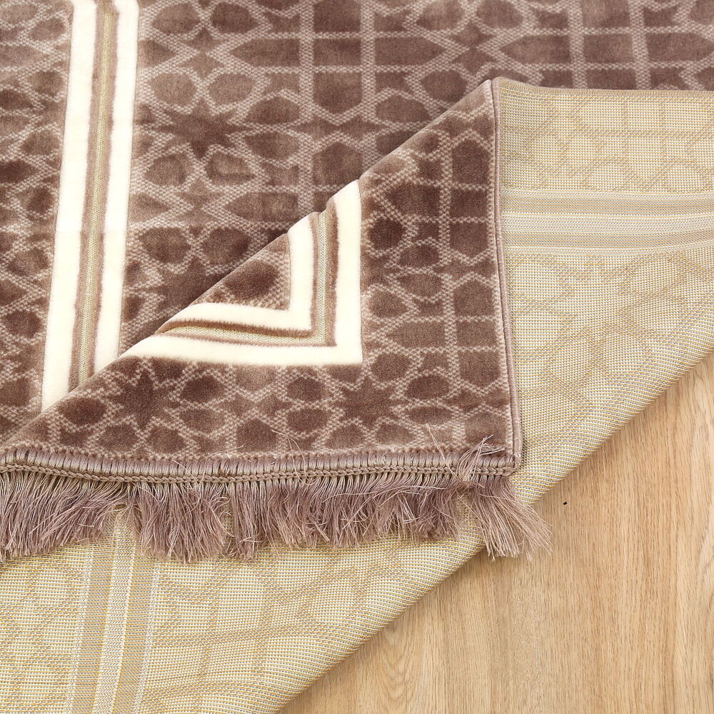 Edebali Lüks Kalın Kadife Halı Tipi  Soft Yumuşak  Seccade- Vizon (70*120 cm 1100 gr)